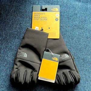 The North Face winter gloves, M, black, NWT